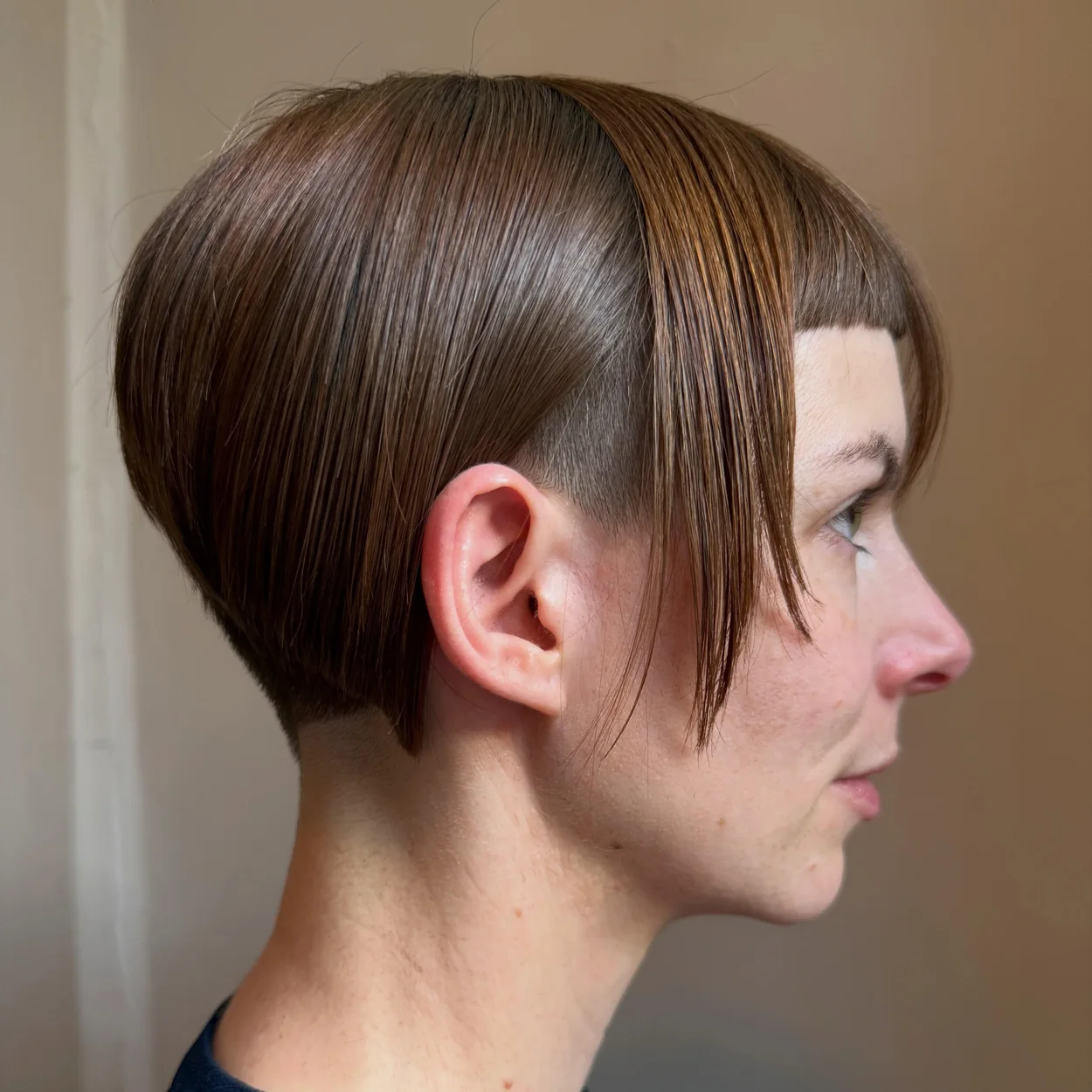 Brooks & Brooks precision cropped bob cut in profile