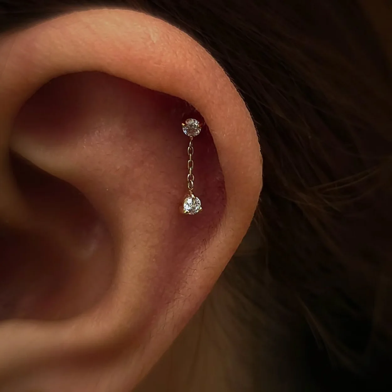 Metal Morphosis helix piercing with crystal chain drop