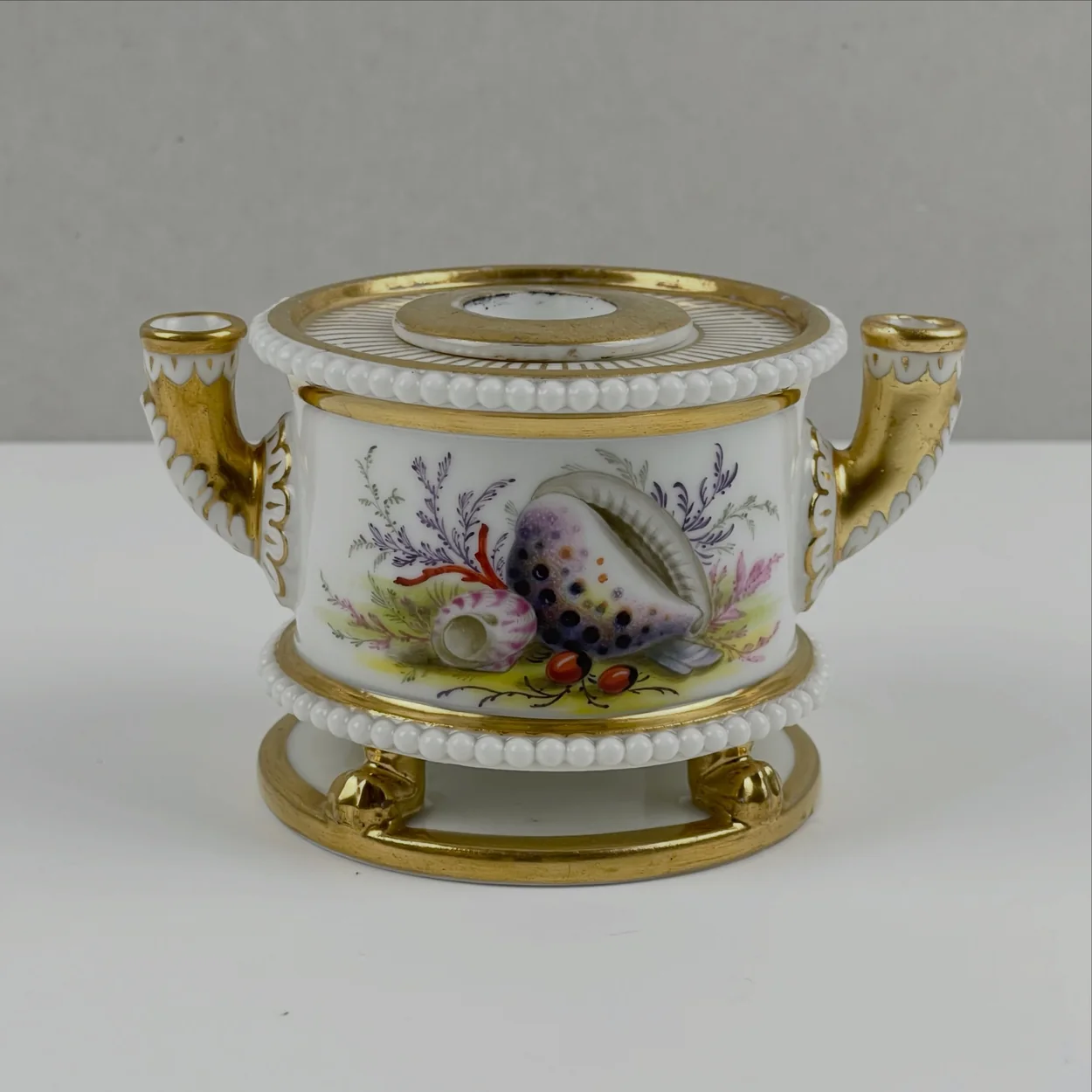 Serhat Ahmet gilded porcelain tureen