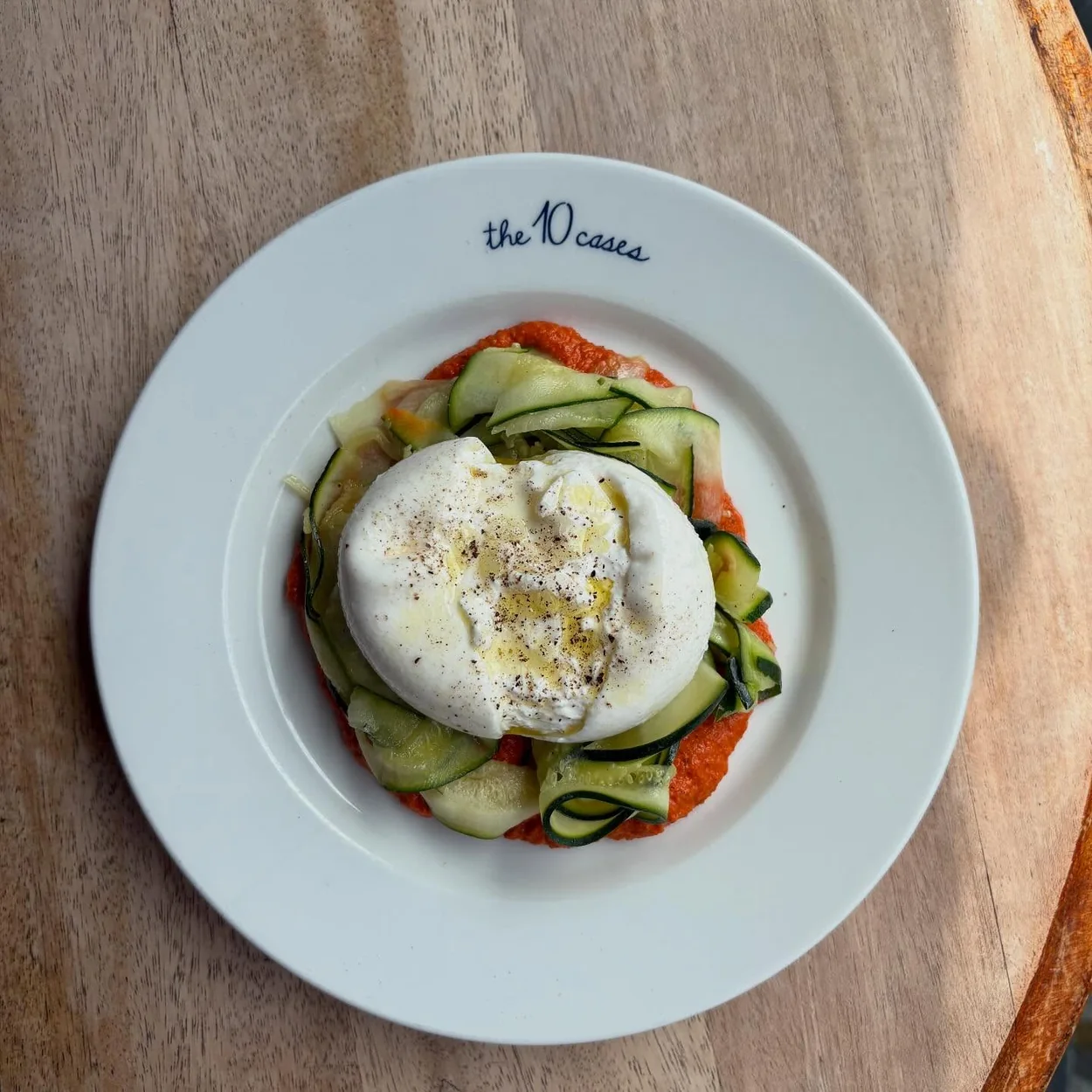 The 10 Cases burrata starter on a branded plate