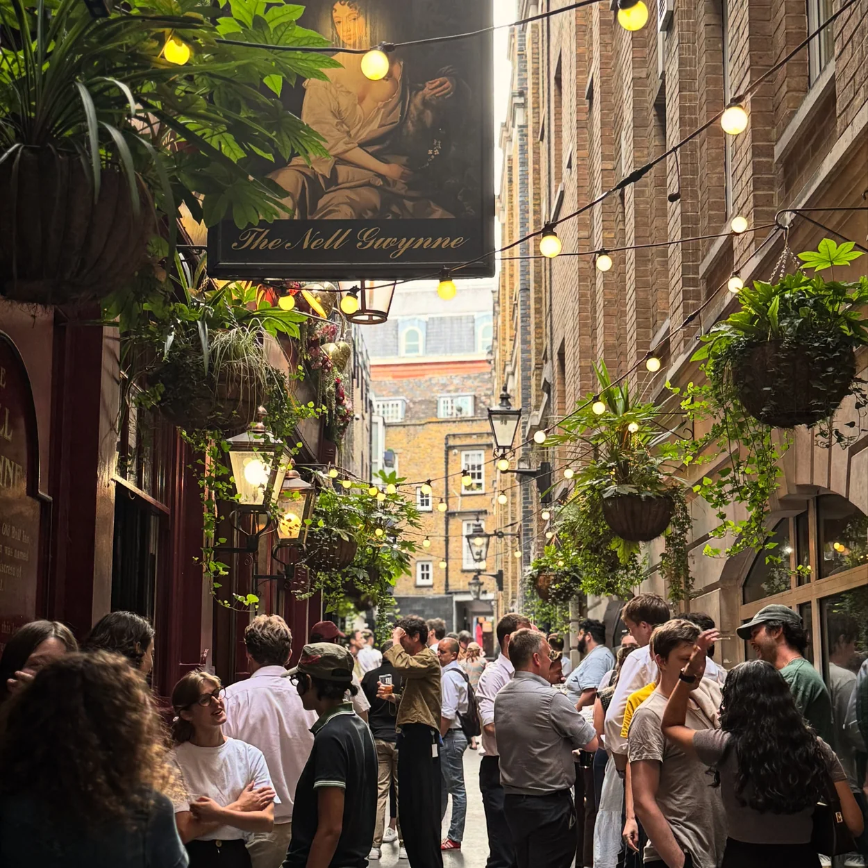 The Nell Gwynne Tavern seen down Bull Inn Court off the Strand
