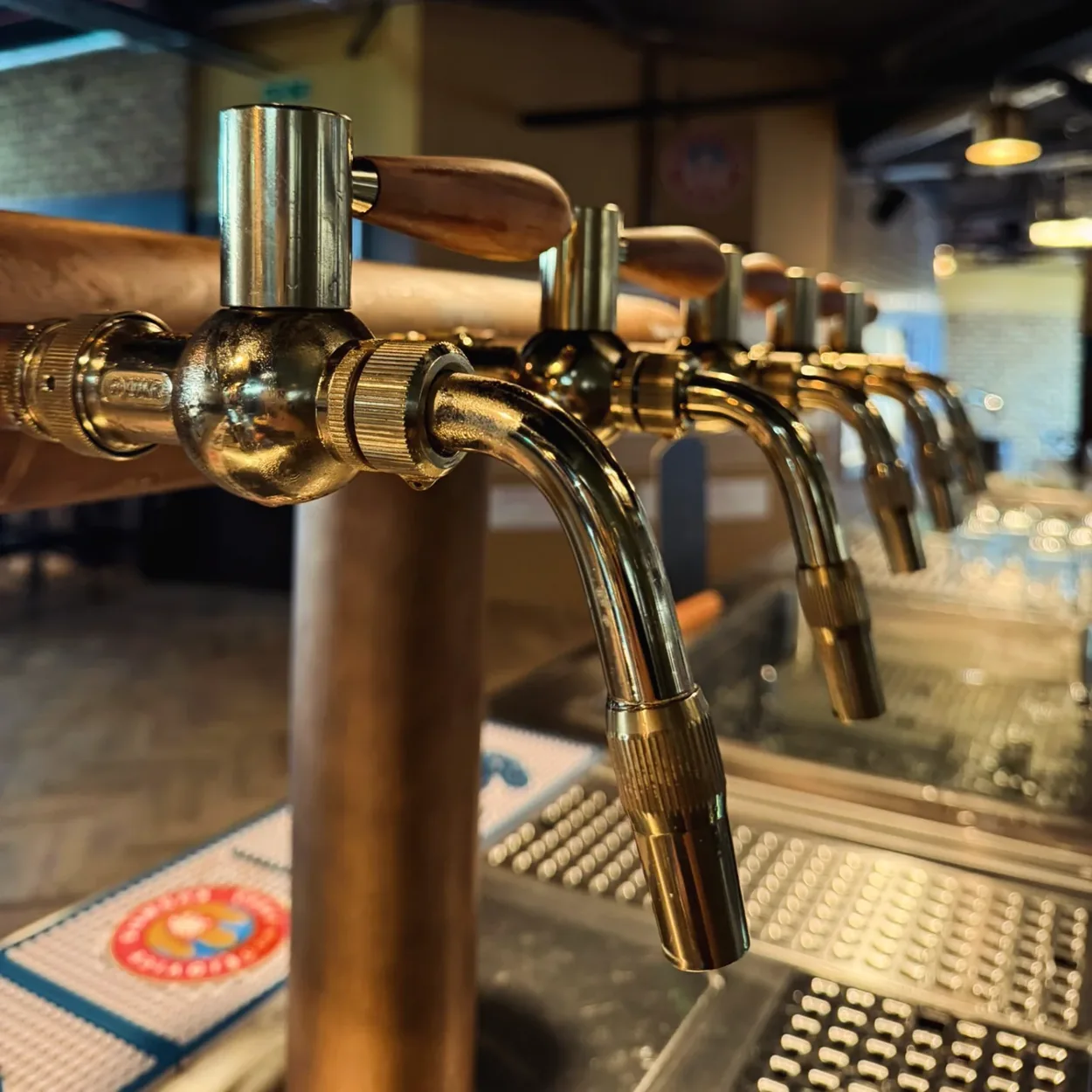 The Stranded beer taps along the bar