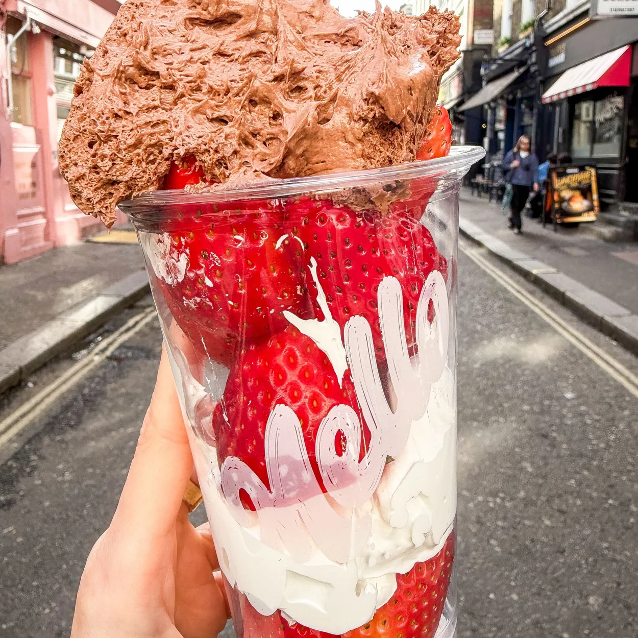 Mello Deluxe strawberry and chocolate dessert cup